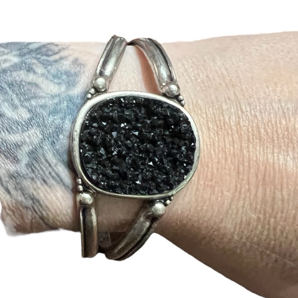 Lucky Brand Black Druzy Glitter Cuff Silver Tone Bracelet